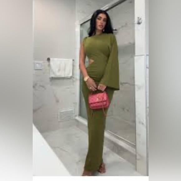 🔥🔥Zara cut out midi dress - Picture 9 of 11